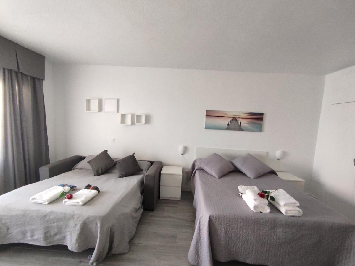 Appartement Estudio Benalbeach Primera Linea De Playa *